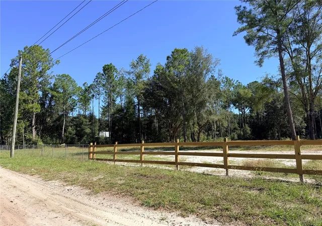 Photo 3 of Land for sale at S Us Hwy 441, High Springs, FL 32643 | MLS# GC544074 | Listing updated on 2026-10-13