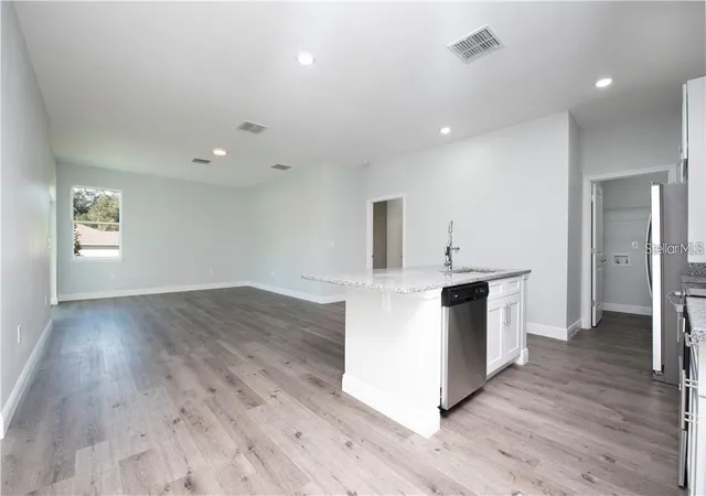 Photo 3 of Single family home for sale at 2433 Ave F NW, Winter Haven, FL 33880 | MLS# S5159213 | Listing updated on 2026-10-10