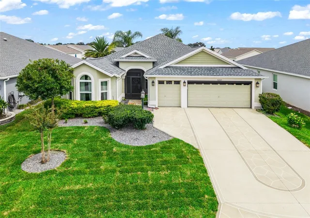 Single family home for sale at 6065 Keckonen Dr, THE VILLAGES, FL 32163 | MLS# G5118875