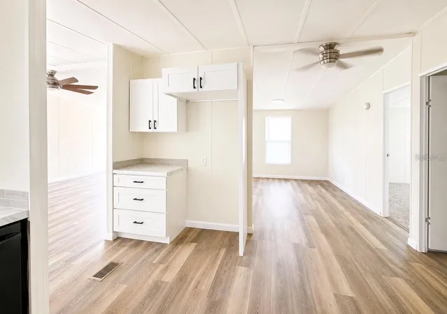 Photo 2 of Manufactured home for sale at 6416 Shiflett Ave, Lakeland, FL 33810 | MLS# B4902393 | Listing updated on 2026-10-10