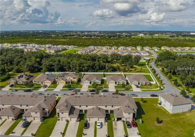 Photo 3 of Townhouse for sale at 1842 Katz Xing Dr, Kindred, FL 34744 | MLS# O6448689 | Listing updated on 2026-10-10