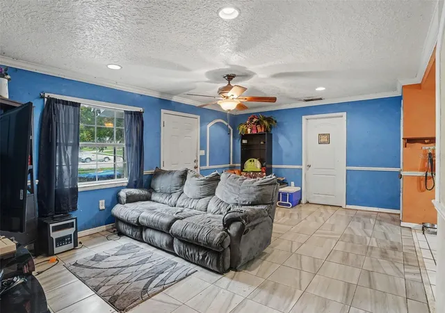 Photo 4 of Single family home for sale at 2205 N Hiawasee Rd, Orlando, FL 32818 | MLS# O6448691 | Listing updated on 2026-10-22
