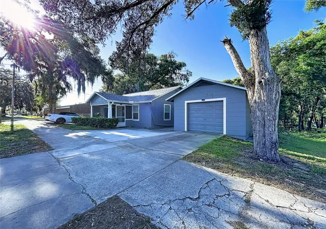 Photo 2 of Multi family home for sale at 37250 Florida Ave, Dade City, FL 33525 | MLS# TB8556602 | Listing updated on 2026-10-10