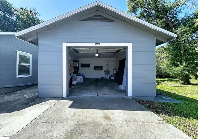 Listing Photo 4 - Condo for sale in building located at 37250 Florida Ave, DADE CITY, FL 33525