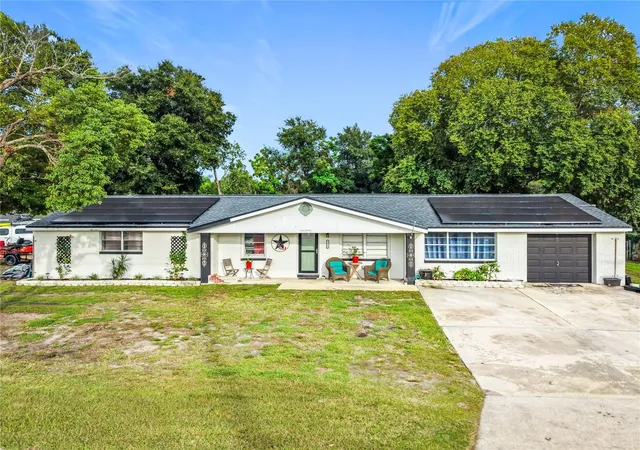 Single family home for sale at 32848 County Rd 473, LEESBURG, FL 34788 | MLS# O6448697