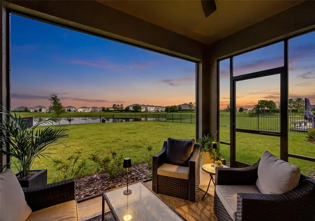 Single family home for sale at 18009 Tavernside Trl, Bradenton, FL 34211 | MLS# A4709058