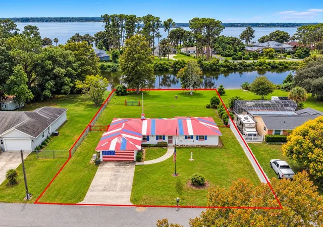 Photo 1 of Single family home for sale at 15150 Colley Dr, Tavares, FL 32778 | MLS# O6448700 | Listing updated on 2026-10-10