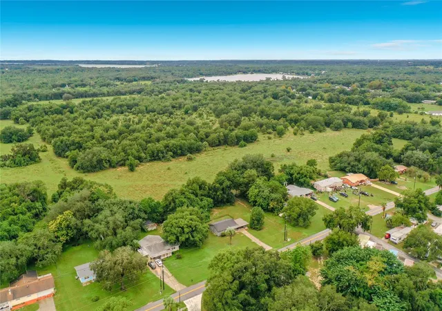 Photo 4 of Single family home for sale at 5134 Eagles Nest Rd, Fruitland Park, FL 34731 | MLS# G5118879 | Listing updated on 2026-10-10