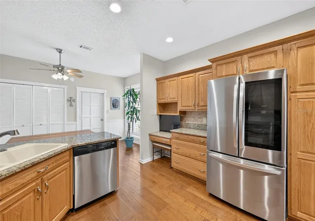 Photo 3 of Townhouse for sale at 1731 Se Clatter Brg Rd, Ocala, FL 34471 | MLS# OM733760 | Listing updated on 2026-10-13