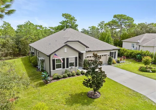 Photo 2 of Single family home for sale at 16 Elder Ct E, Homosassa, FL 34446 | MLS# CC858473 | Listing updated on 2026-10-10