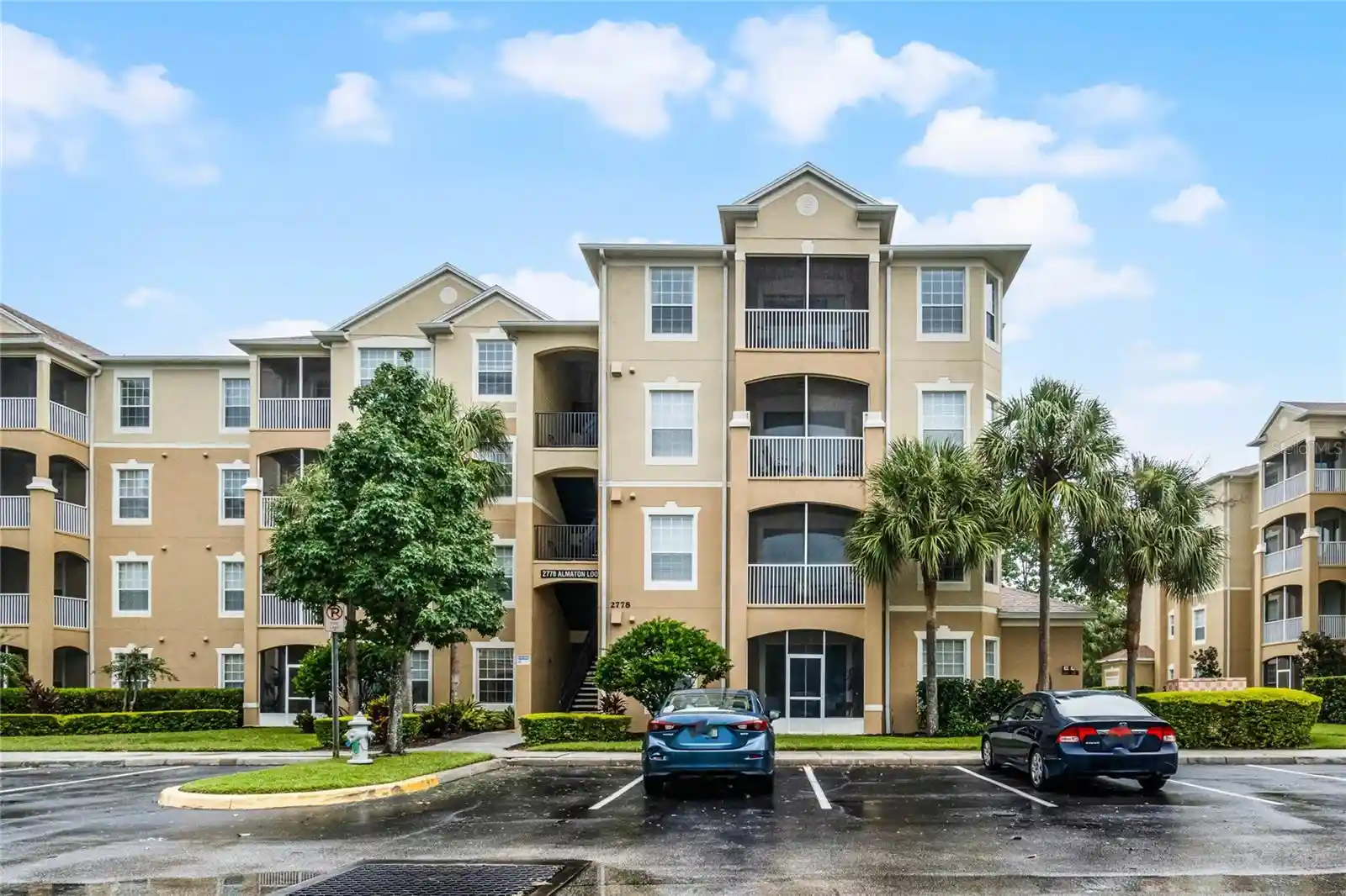 Listing Photo 2 - Condo for sale in 2778 Almaton Loop located at 2778 Almaton Loop, Kissimmee, FL 34747 - Unit #401