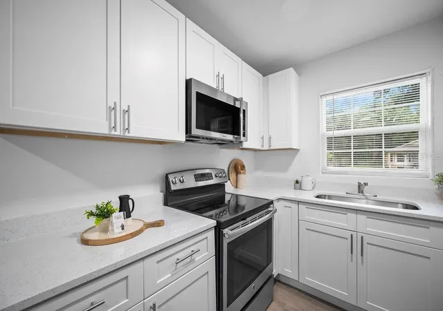 Photo 2 of Single family home for sale at 4737 Halliday Ln, Orlando, FL 32810 | MLS# W7890218 | Listing updated on 2026-10-10