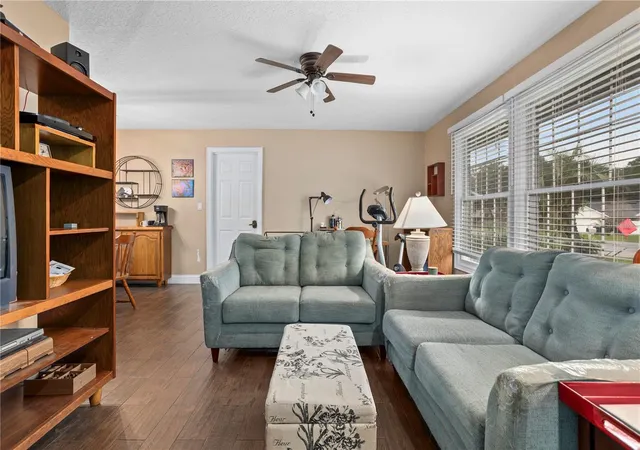 Photo 3 of Single family home for sale at 1818 Crownwood Dr, Orlando, FL 32810 | MLS# O6448709 | Listing updated on 2026-10-21