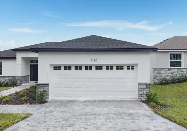 Photo 2 of Single family home for sale at 1120 Chestnut St, Clermont, FL 34711 | MLS# O6448710 | Listing updated on 2026-10-15