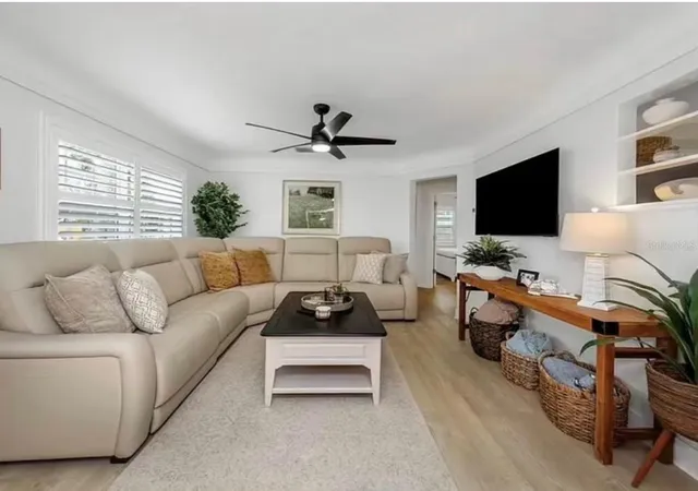 Photo 4 of Single family home for sale at 550 80th Avenue, St Pete Beach, FL 33706 | MLS# TB8556619 | Listing updated on 2026-10-10