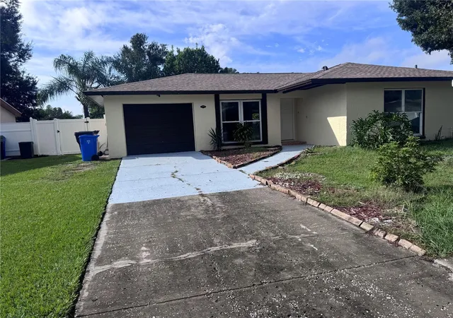 Photo 1 of Single family home for sale at 5208 Carrollwood Meadows Dr, Tampa, FL 33625 | MLS# TB8556623 | Listing updated on 2026-10-10