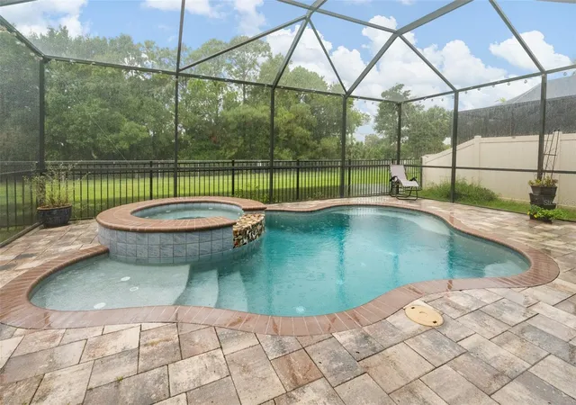 Photo 2 of Single family home for sale at 5840 Marmalade Ln, Seminole, FL 33772 | MLS# TB8556629 | Listing updated on 2026-10-10