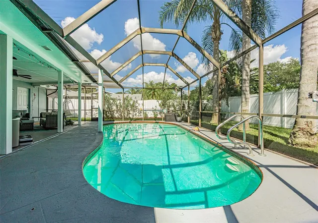 Photo 3 of Single family home for sale at 1241 Stony Brk Ln, Dunedin, FL 34698 | MLS# TB8556632 | Listing updated on 2026-10-23