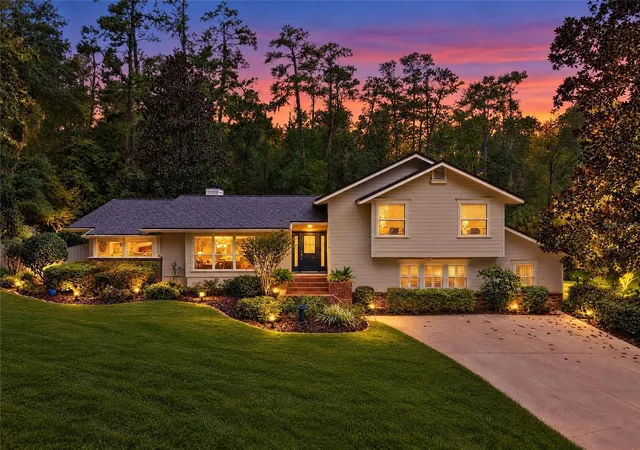 Photo 1 of Single family home for sale at 4510 Nw 71st Boulevard, Gainesville, FL 32606 | MLS# W7890220 | Listing updated on 2026-10-10