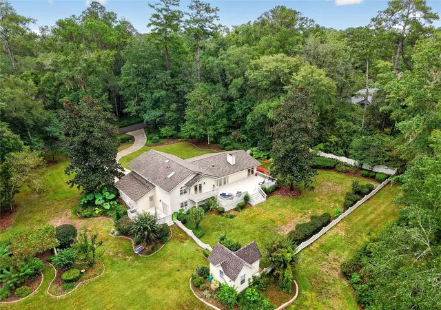 Photo 3 of Single family home for sale at 4510 Nw 71st Boulevard, Gainesville, FL 32606 | MLS# W7890220 | Listing updated on 2026-10-10