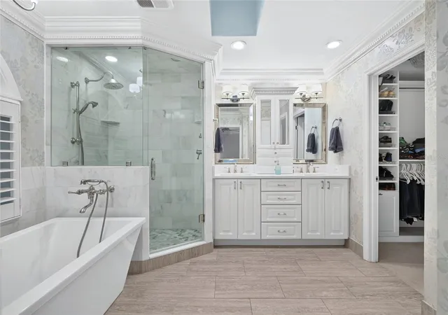 Photo 4 of Single family home for sale at 4510 NW 71st Boulevard, Gainesville, FL 32606 | MLS# W7890220 | Listing updated on 2026-10-10