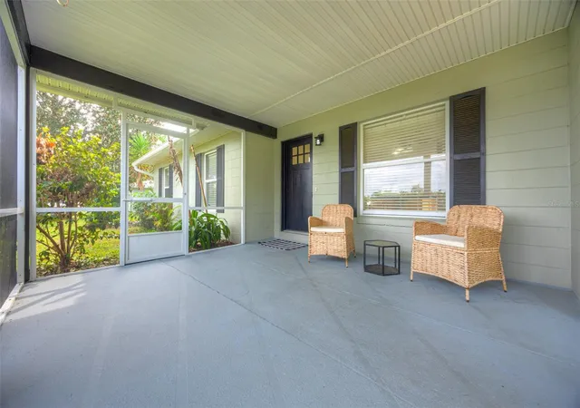 Photo 3 of Single family home for sale at 569 Sidney Dr, Lake Helen, FL 32744 | MLS# V4951740 | Listing updated on 2026-10-11