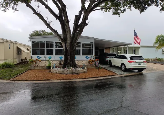Photo 1 of Manufactured home for sale at 9790 66th Street N #182, Pinellas Park, FL 33782 | MLS# W7890221 | Listing updated on 2026-10-10