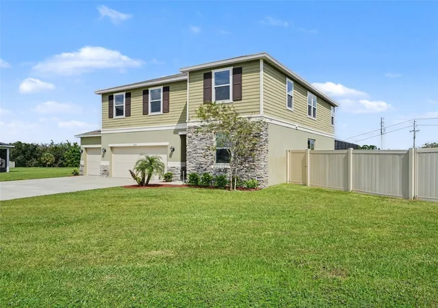 Photo 3 of Single family home for sale at 669 Sarner Pass Way, Winter Haven, FL 33881 | MLS# TB8556664 | Listing updated on 2026-10-29