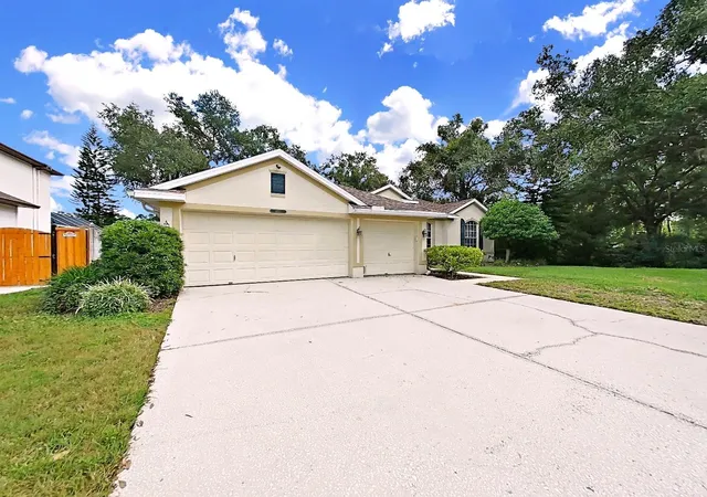 Photo 2 of Single family home for sale at 14915 Devonshire Woods Pl, Tampa, FL 33624 | MLS# TB8556665 | Listing updated on 2026-10-25