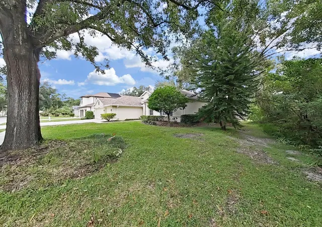 Photo 3 of Single family home for sale at 14915 Devonshire Woods Pl, Tampa, FL 33624 | MLS# TB8556665 | Listing updated on 2026-10-25