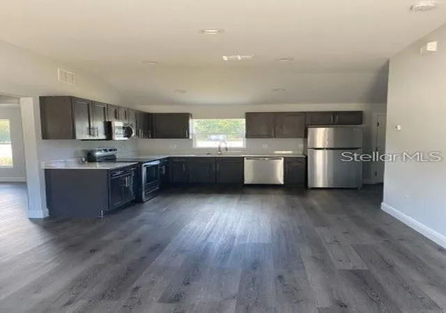 Photo 2 of Single family home for sale at 18 Larch Run Ct, Ocala, FL 34480 | MLS# S5159227 | Listing updated on 2026-10-10