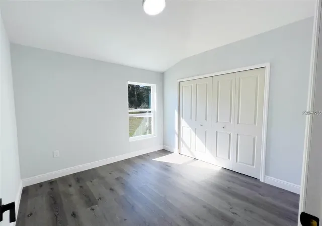 Photo 3 of Single family home for sale at 18 Larch Run Ct, Ocala, FL 34480 | MLS# S5159227 | Listing updated on 2026-10-10