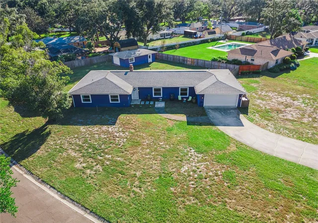 Single family home for sale at 601 GREENBRIAR DRIVE, BRANDON, FL 33511 | MLS# L4965668