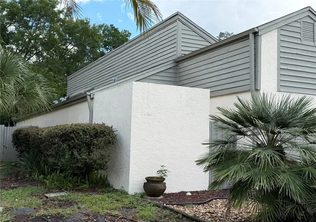 Photo 3 of Condo for sale at 13811 Lazy Oak Dr #21, Tampa, FL 33613 | MLS# W7890222 | Listing updated on 2026-10-10