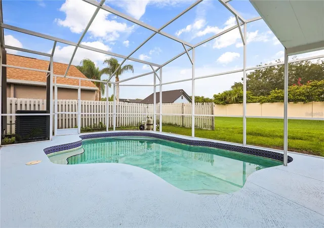 Photo 4 of Single family home for sale at 14510 Quail Trl Cir, Orlando, FL 32837 | MLS# O6448743 | Listing updated on 2026-10-10