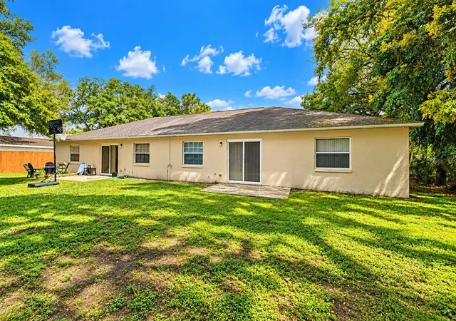Photo 4 of House for sale at 3779 Red Oak Ct, Lake Wales, FL 33898 | MLS# P4940120 | Listing updated on 2026-10-14