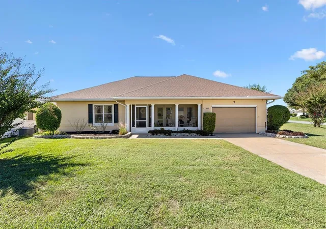 Single family home for sale at 17432 SE 112th Court, SUMMERFIELD, FL 34491 | MLS# OM733770