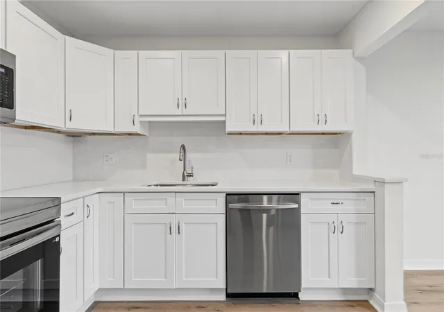 Photo 2 of Condo for sale at 4895 Bay St Ne #109, Saint Petersburg, FL 33703 | MLS# TB8556675 | Listing updated on 2026-10-10