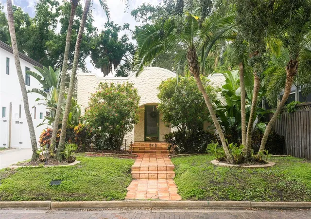 Single family home for sale at 2912 W Neptune St, TAMPA, FL 33629 | MLS# TB8556676
