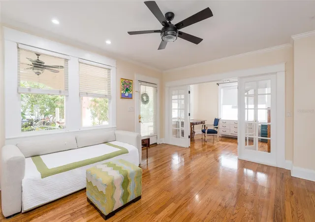 Photo 3 of Single family home for sale at 2912 W Neptune St, Tampa, FL 33629 | MLS# TB8556676 | Listing updated on 2026-10-10