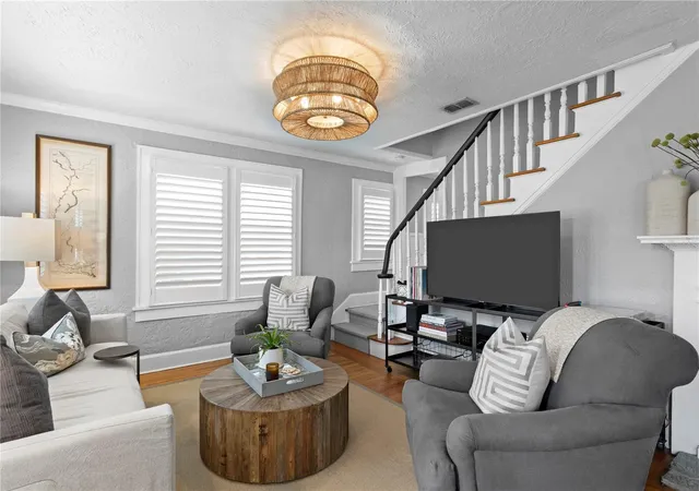 Photo 3 of Single family home for sale at 310 26th Avenue N, Saint Petersburg, FL 33704 | MLS# TB8556677 | Listing updated on 2026-10-12