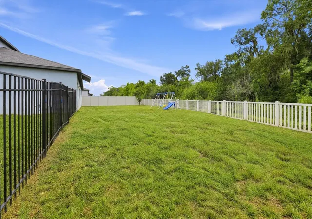 Photo 3 of Single family home for sale at 4974 Eagle Rock Dr, Wimauma, FL 33598 | MLS# O6448758 | Listing updated on 2026-10-10