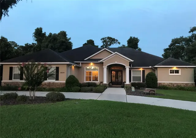 Single family home for sale at 2231 SE 25th Street, OCALA, FL 34471 | MLS# OM733771