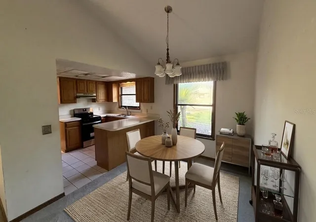 Photo 3 of Single family home for sale at 107 Hunter Point Ct, Debary, FL 32713 | MLS# O6448767 | Listing updated on 2026-10-10