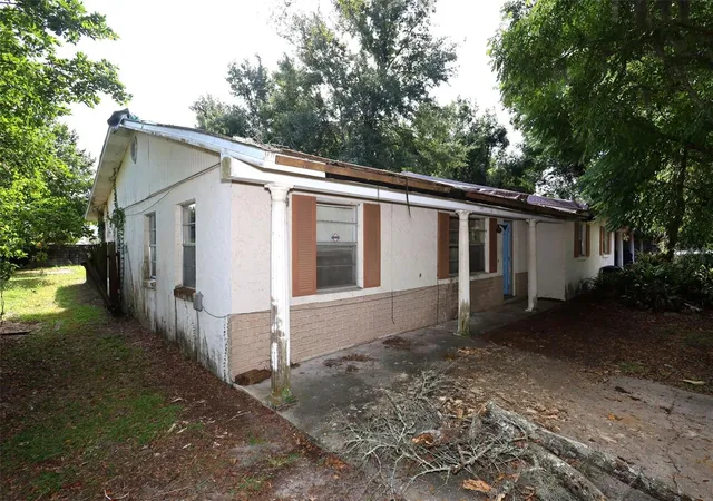 Photo 3 of Multi family home for sale at 121 Prosper Dr, Apopka, FL 32703 | MLS# O6448768 | Listing updated on 2026-10-10