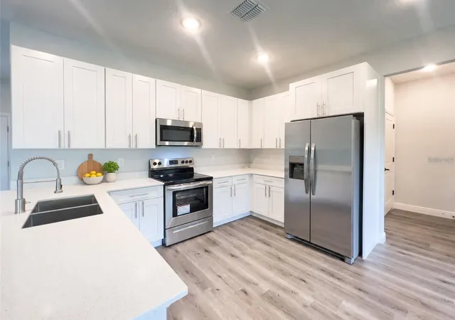 Photo 3 of Single family home for sale at 1045 9th Avenue, Deland, FL 32724 | MLS# S5159237 | Listing updated on 2026-10-10