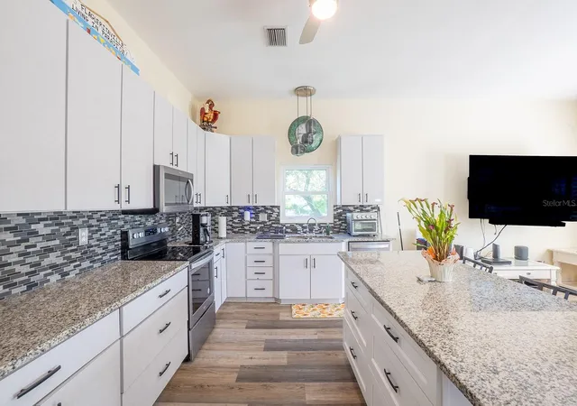 Photo 3 of Single family home for sale at 2709 John Bull St, Flagler Beach, FL 32136 | MLS# FC322027 | Listing updated on 2026-10-14