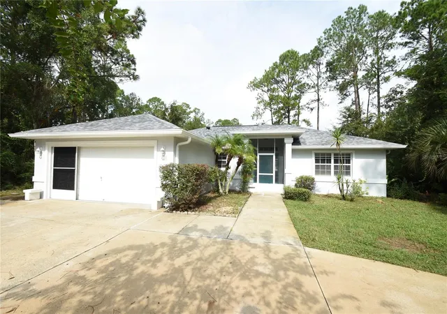 Photo 3 of Single family home for sale at 75 Bird Of Paradise Dr, Palm Coast, FL 32137 | MLS# FC322028 | Listing updated on 2026-10-09