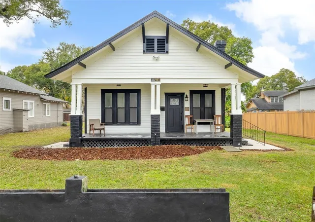Photo 1 of Single family home for sale at 911 S Missouri Ave, Lakeland, FL 33803 | MLS# TB8556709 | Listing updated on 2026-10-10