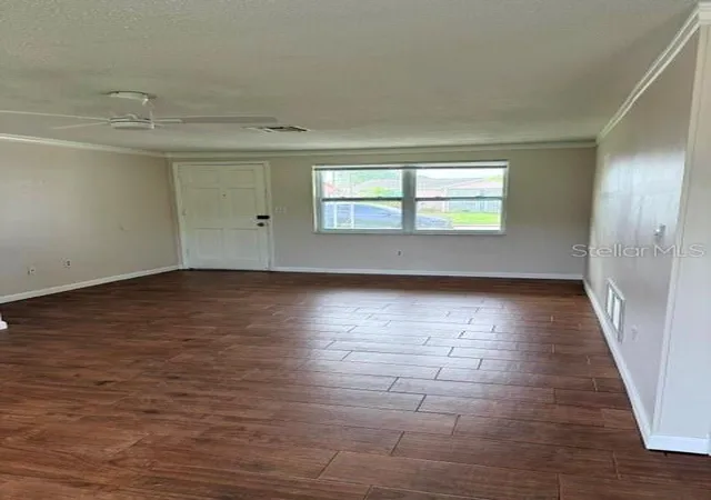 Photo 3 of Single family home for sale at 7323 Oak Crst Dr, Port Richey, FL 34668 | MLS# W7890226 | Listing updated on 2026-10-10